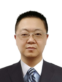 馮凱  科主任  中級(jí)職稱(chēng).jpg