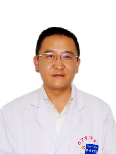 謝偉 科主任 主任醫(yī)師_副本.jpg